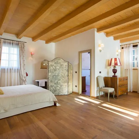 Lou By Interhome Villa